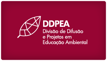 Sobre fundo rosa escrito DDPEA - Divisao de difusao e projetos em educacao ambiental